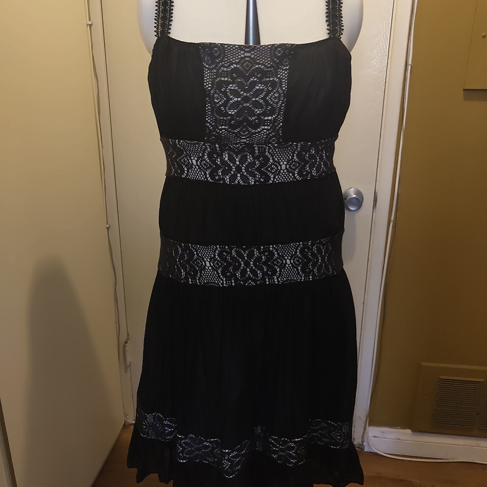 Size 14 'ECI New York' cotton and crochet Lace lined in cream satin/spandex